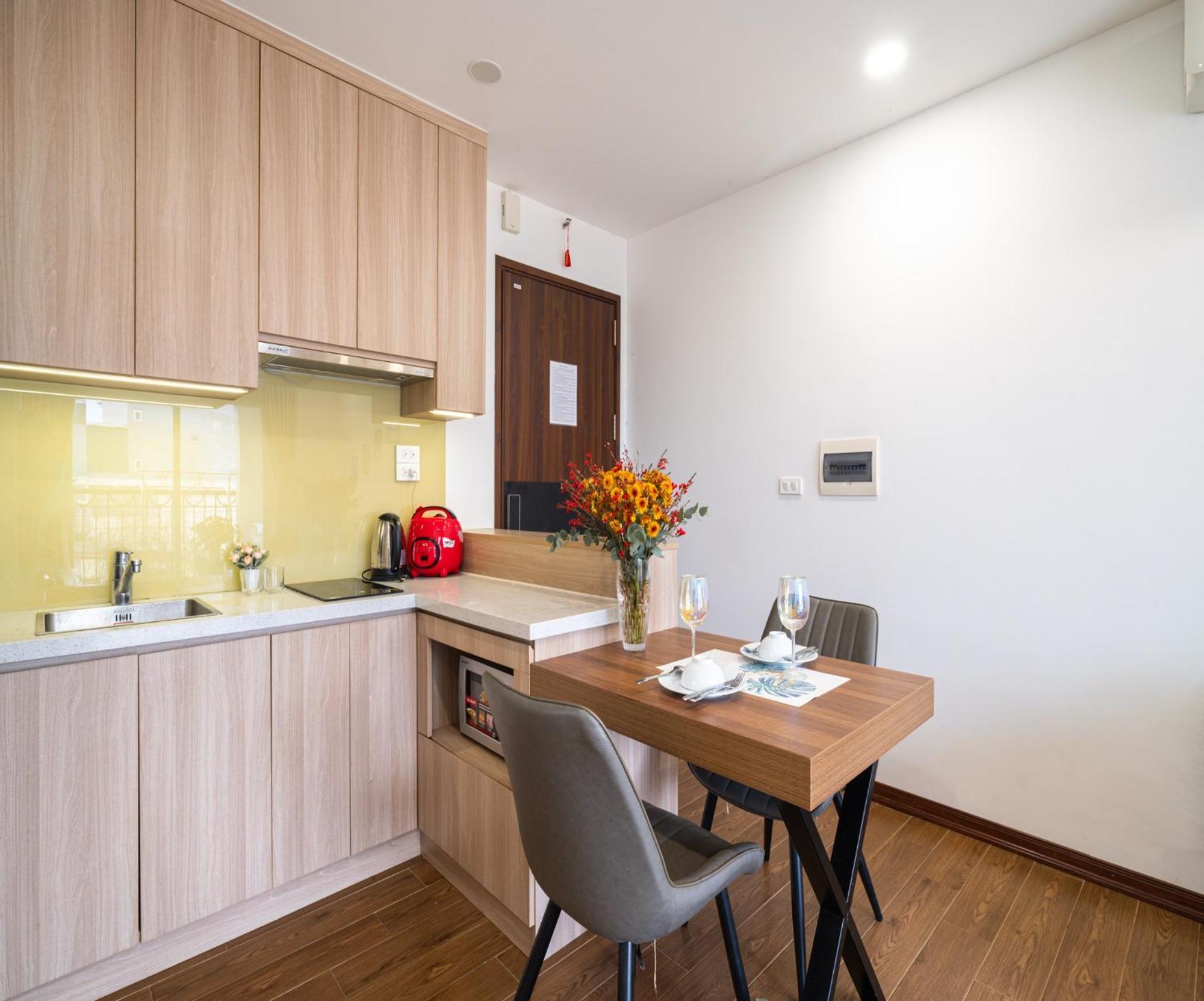 Luxe Paradise Residence Truc Bach Hanoi Exteriör bild
