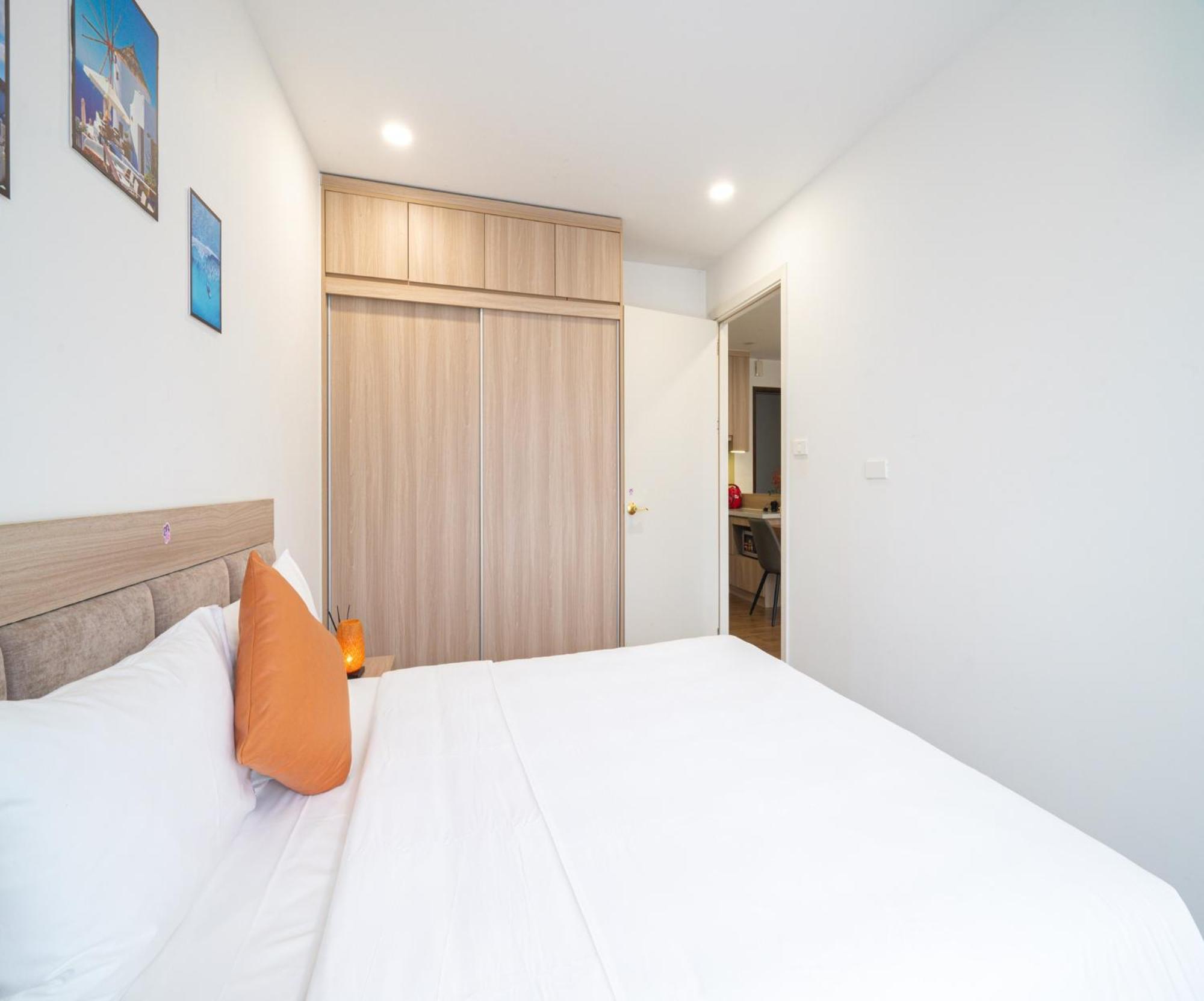 Luxe Paradise Residence Truc Bach Hanoi Exteriör bild